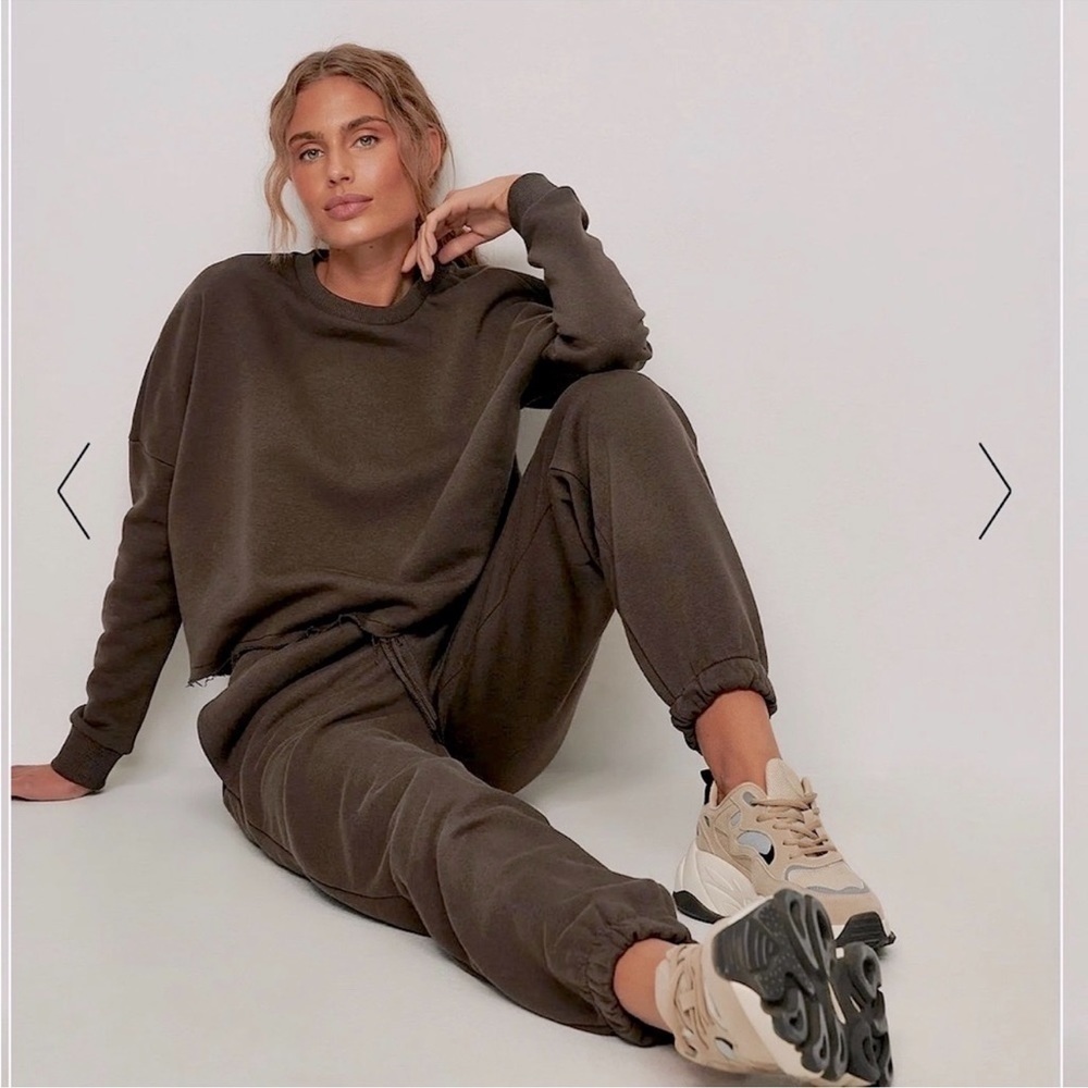 NWT Naked Wardrobe Chocolate Brown Relaxed Fit Joggers Size Small